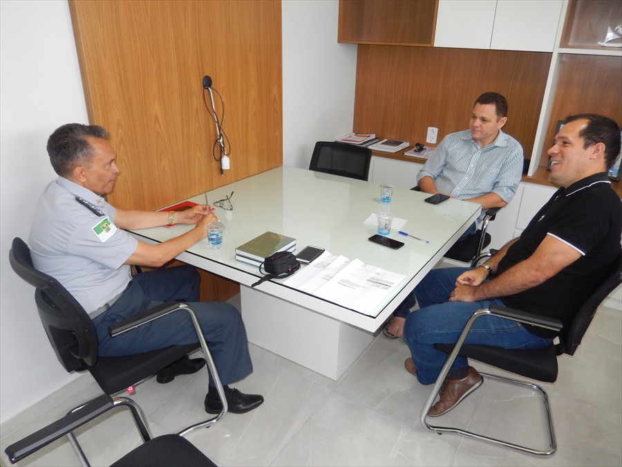 Reunião com as Associações de Oficiais e Praças