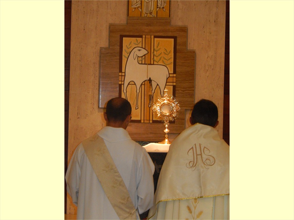 Vigília e Adoração - 70 Anos